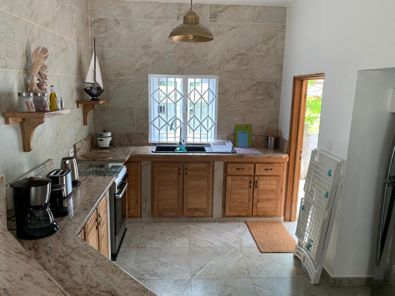 Chez Coco Apartment Pointe Au Sel Ngoại thất bức ảnh